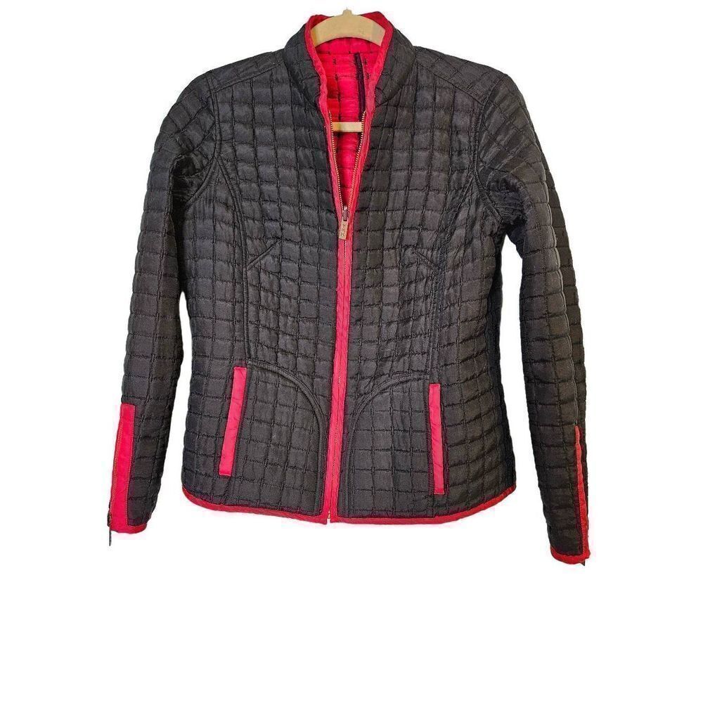 Cassini 100% silk, reversible red and black quilted jacket . Size S.